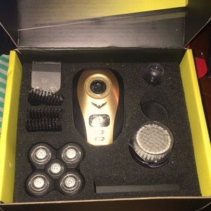 Men’s Grooming Kit
